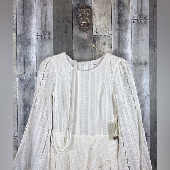 Tulrosea Nicole Embroidered Tie Waist Dress in White Size XXS New! - Picture 4 of 14